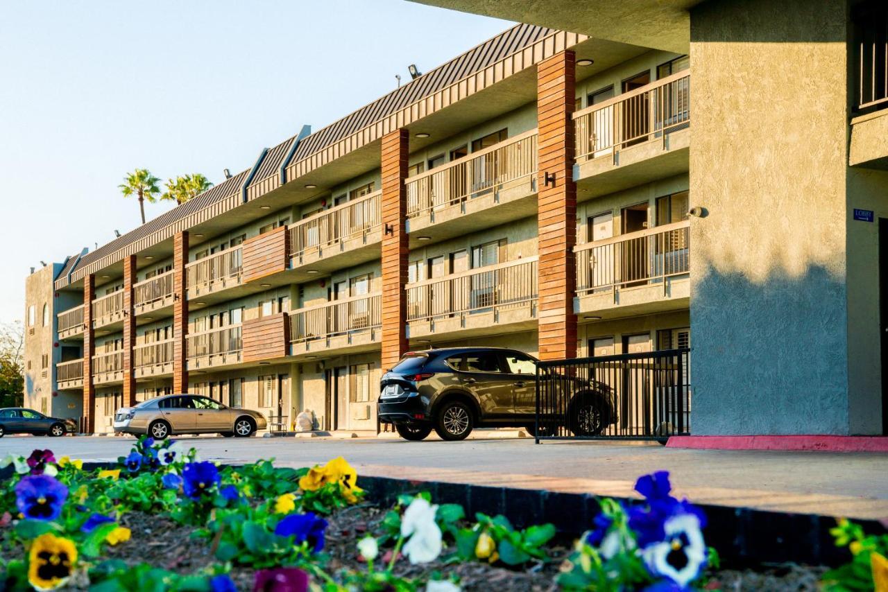 Gateway Inn Gardena Los Angeles South Exterior photo